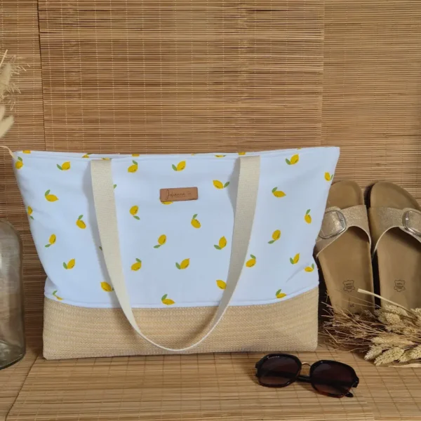 sac de plage taille moyenne à motifs citron, sac cabas, grand sac, été, artisanat, fait-main, Johanna Créations, Challain la Potherie, Anjou