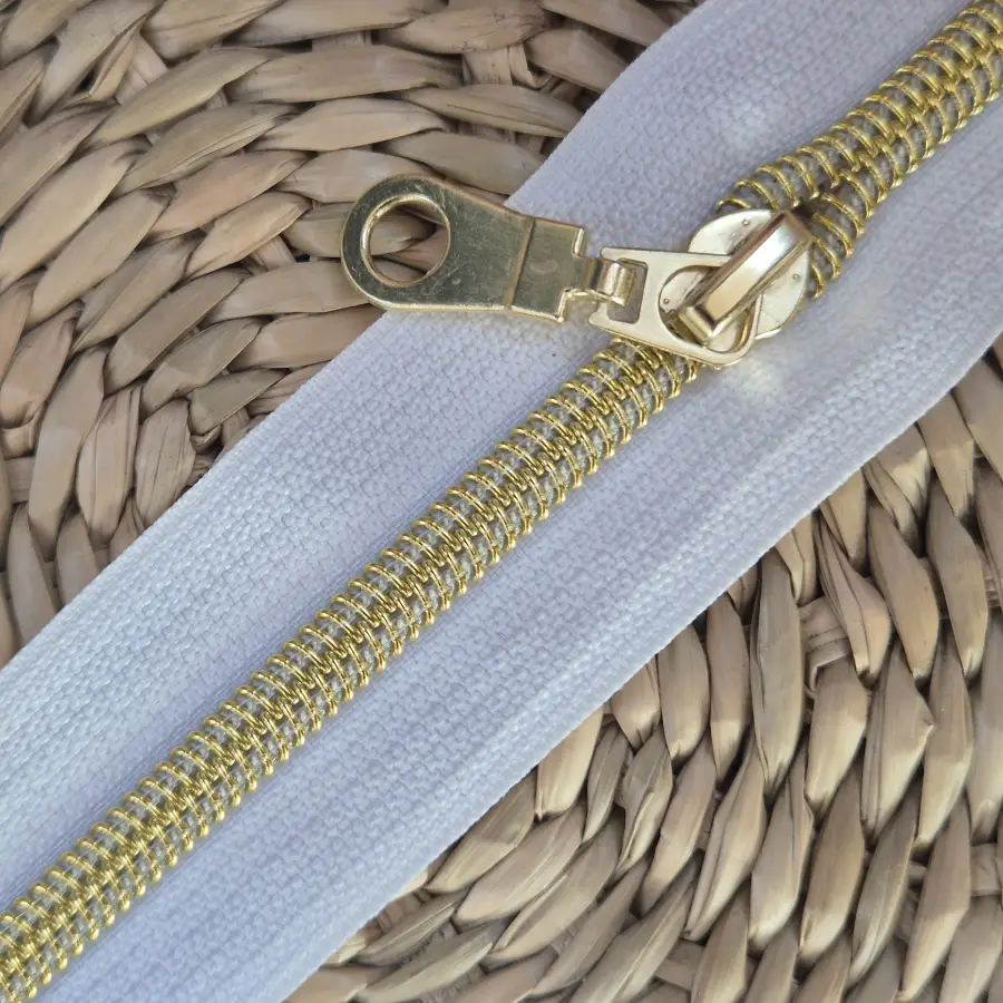 Blanc & doré