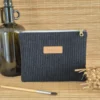 Trousse plate velours côtelé noir sur le site Johanna Créations