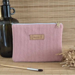 Trousse plate vieux rose Trousse plate velours côtelé rose poudré – sur le site Johanna Créations