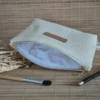 Trousse triangle à rayures jaunes 3 Trousse triangle à rayures jaunes avec tissu intérieur blanc sur le site Johanna Créations