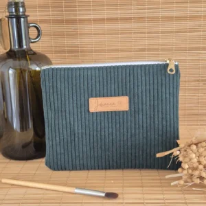 Trousse vert foncé Trousse plate velours côtelé vert sapin – sur le site Johanna Créations